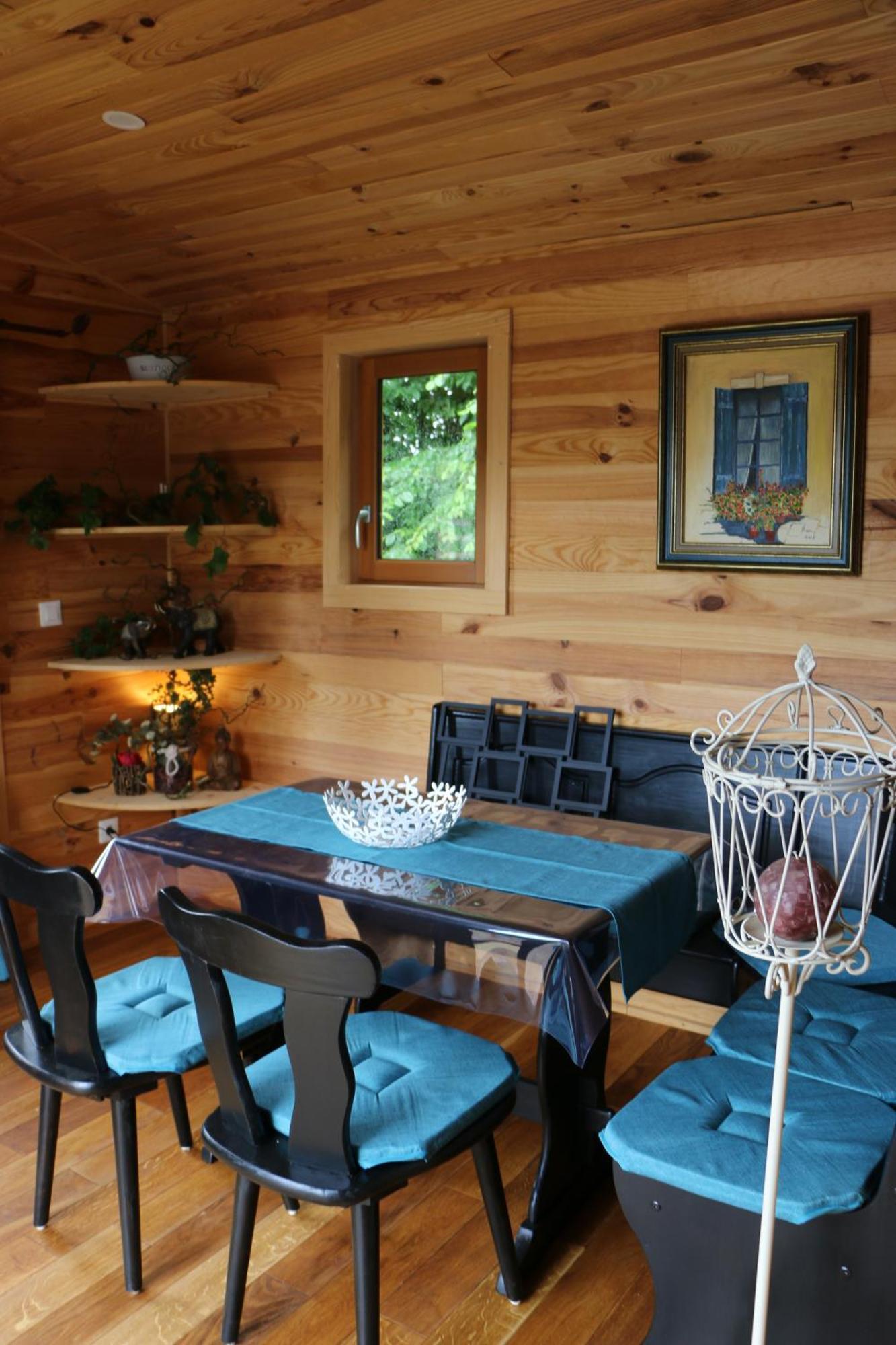 Camping La Roulotte D'ala-daims
